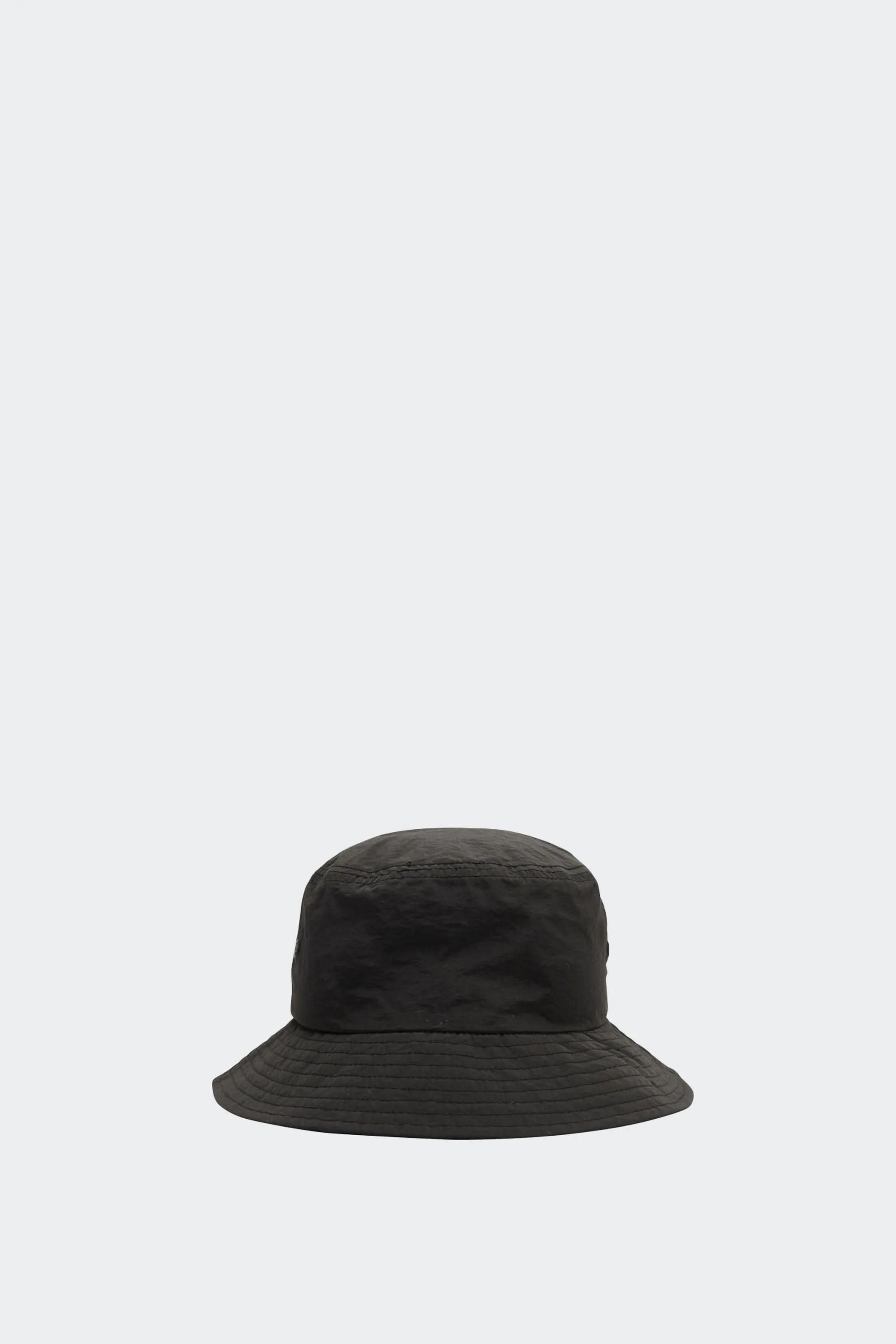 BOLD BUCKET HAT