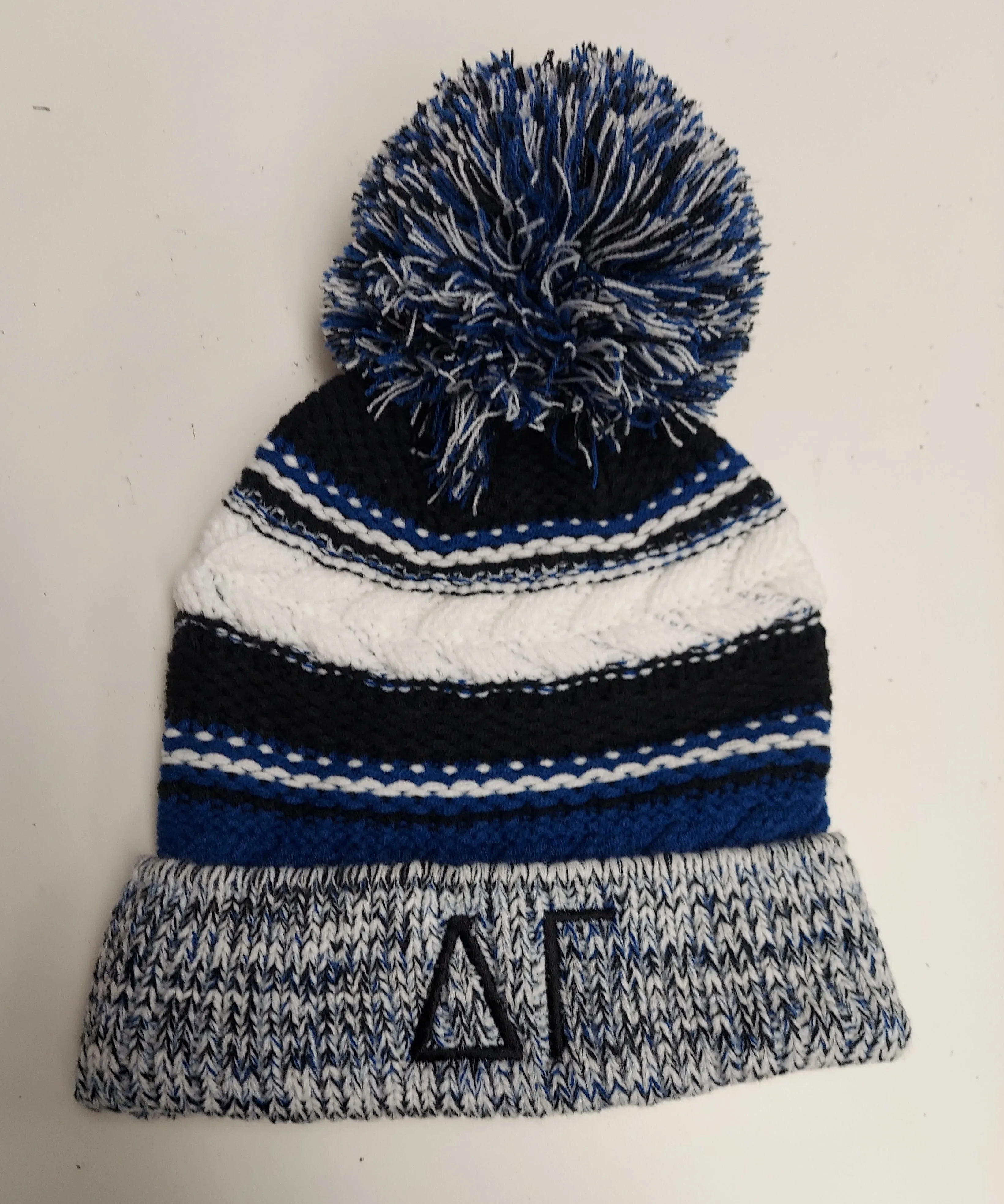 Knit Pom Pom Beanie