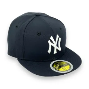 "KIDS" NEW YORK YANKEES (NAVY) NEWERA FITTED (GREY UNDER VISOR)